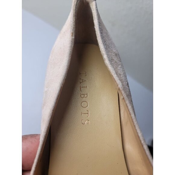 Talbots Nude Suede Ballet Flats Gold Circle Accent Block Heel Size 8 - Picture 9 of 12